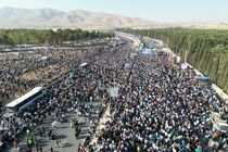 شکوه حضور مردم فرهنگ‌دوست شیراز در پنجمین رویداد بزرگ پیاده‌روی خانوادگی