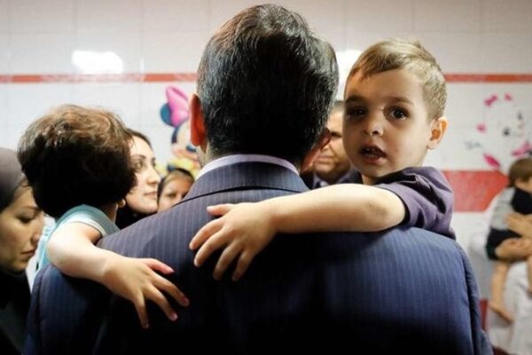 ضرورت گفت‌وگوی تدریجی با فرزندخوانده‌ها؛ حقیقتی که باید از سه‌سالگی گفته شود