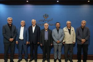 علی مدنی‌زاده با وزیران اقتصاد دولت‌های گذشته دیدار کرد