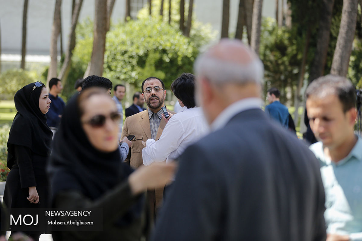 حاشیه جلسه هیات دولت