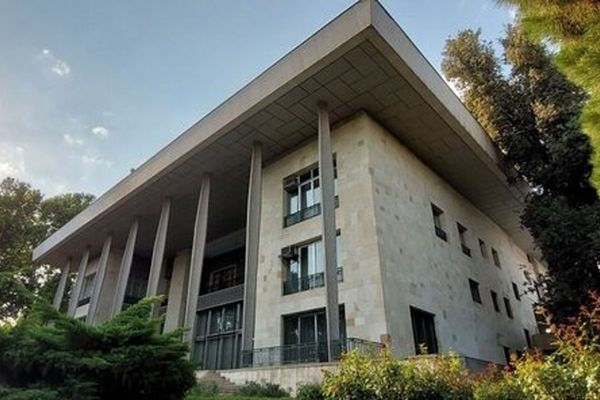 کاخ اختصاصی نیاوران به روی گردشگران پس از دو ماه تعطیلی باز شد