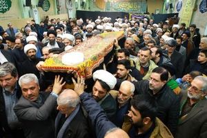 پیکر آیت‌الله عبدخدایی در جوار امام رضا(ع) آرام گرفت