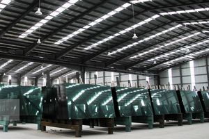 بزرگترین پروژه تولیدکننده شیشه فلوت کشور در هرمزگان سال ۱۴۰۳ به بهره برداری می رسد