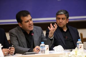  محدودیتی برای حمایت از نخبگان استان‌ها وجود ندارد/ کارت نخبگی به تدریج صادر می‌شود
