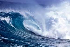 مواج شدن دریا در هرمزگان/تمهیدات لازم در بنادر استان صورت گیرد