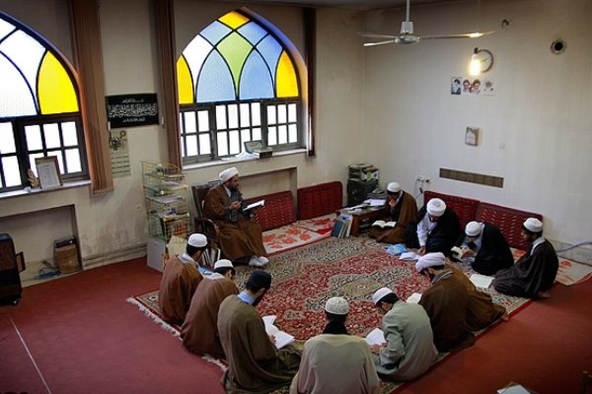 حوزه علمیه خراسان تعطیل شد