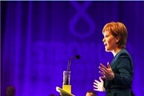 برگزاری احتمالی همه‌پرسی دوم استقلال اسکاتلند به دلیل رویکرد یکجانبه لندن است