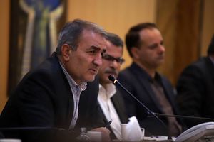 مدیران موفق در شرایط سخت محک می خورند / حل مسائل مردم هدف اصلی است