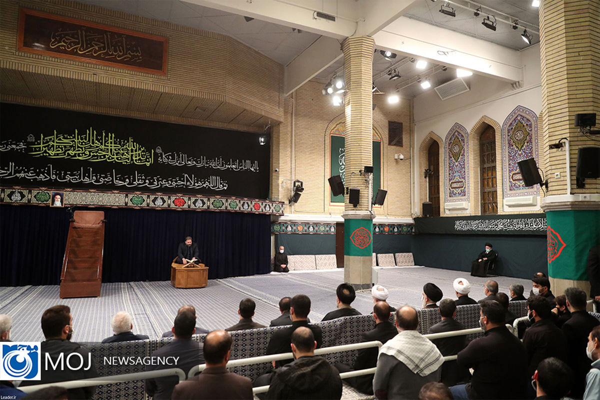 رهبر انقلاب