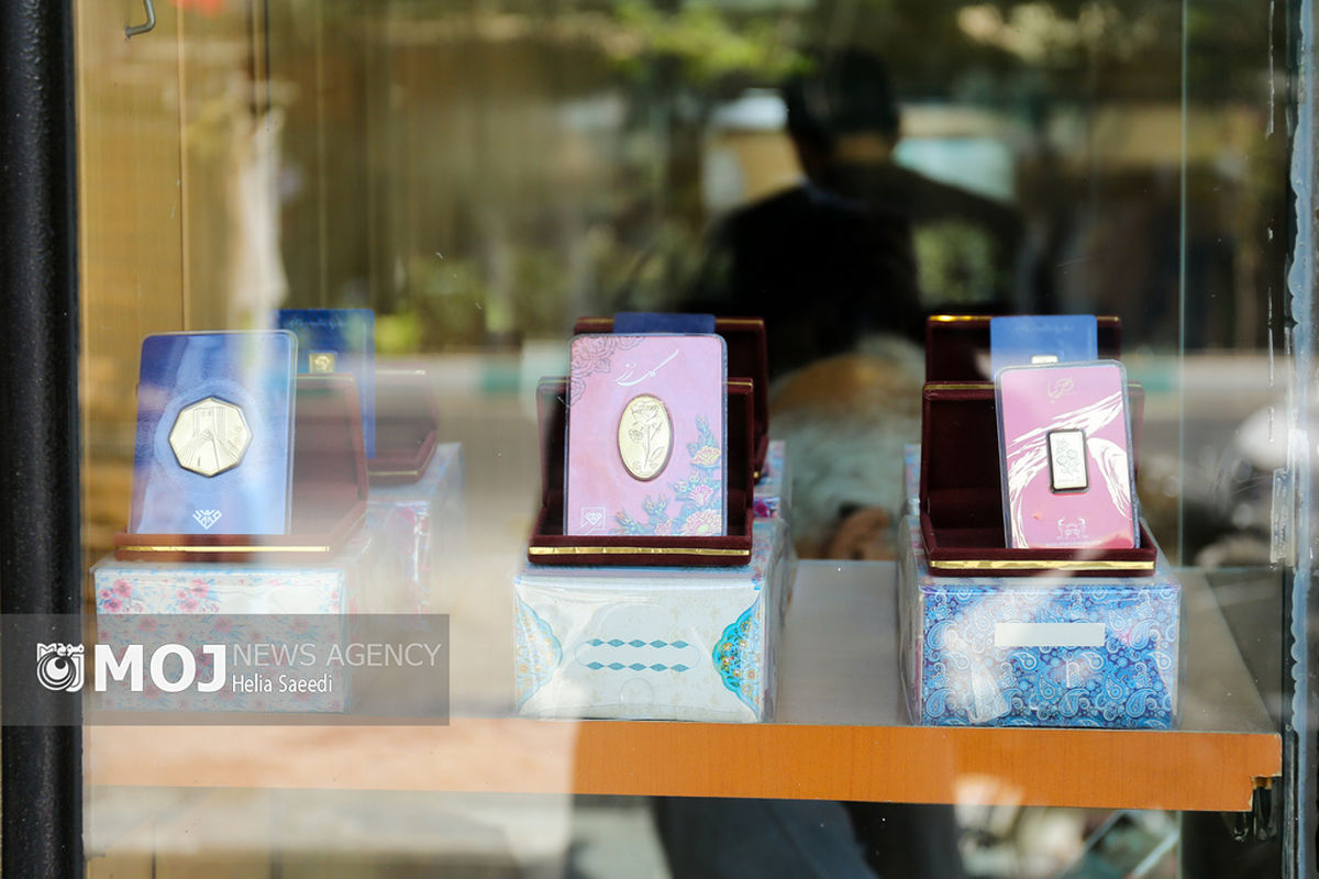 قیمت دلار و سکه