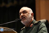 آمریکایی‌ها همواره در اثر اشتباهاتشان دچار شکست های فاجعه بار می شوند