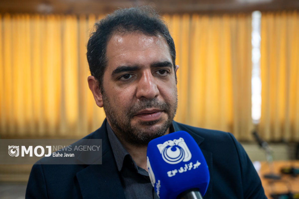 آرمان خورسند + رئیس مرکز امور بین‌الملل و کنوانسیون‌های سازمان حفاظت محیط‌زیست