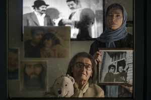 مجوز اکران برای فیلم هایی «شاه نقش» و «گوزن‌های اتوبان» صادر شد