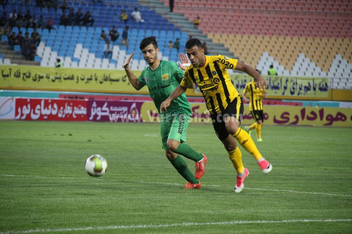 سپاهان و صنعت نفت آبادان