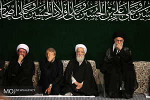 مراسم عزاداری شب عاشورای حسینی با حضور مقام معظم رهبری