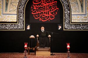 جامعه اسلامی باید میان اسلام ناب محمدی و اسلام آمریکایی تمایز قائل شود