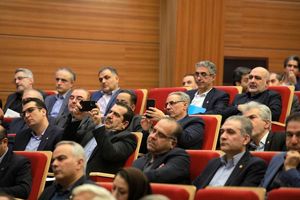 تاکید مدیرعامل بانک ملی ایران بر ضرورت توجه به رعایت انضباط مالی و مدیریت بهینه منابع و مصارف در شعب