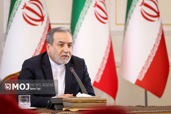 تأکید عراقچی بر آمادگی تهران برای توافق عادلانه در صورت تغییر رویکرد آمریکا