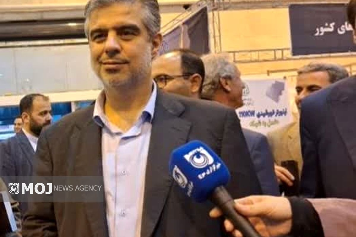 استاندار مرکزی.