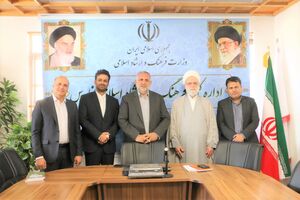 داشته ها و هویت های فرهنگی را تقویت و بازخوانی کنیم