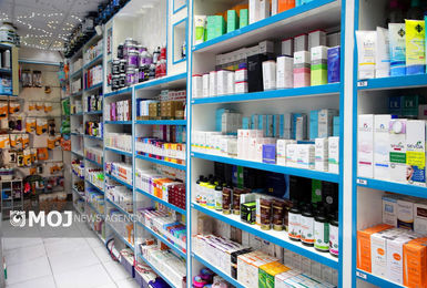 تخصیص ۷.۸ همت برای تسویه مطالبات بیمه‌ها و داروخانه‌ها