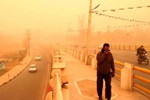گرد و غبار در اهواز به میزان 510 میکروگرم رسید