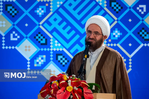 ایران در بزنگاه‌های تاریخی به قرآن پناه برده است