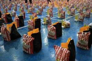 توزیع 2 هزار بسته غذایی بین نیازمندان مبارکه در ماه مبارک رمضان