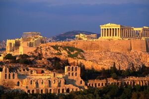 فیلمساز مشهور از  فیلم‌برداری در آکروپولیس آتن رد شد