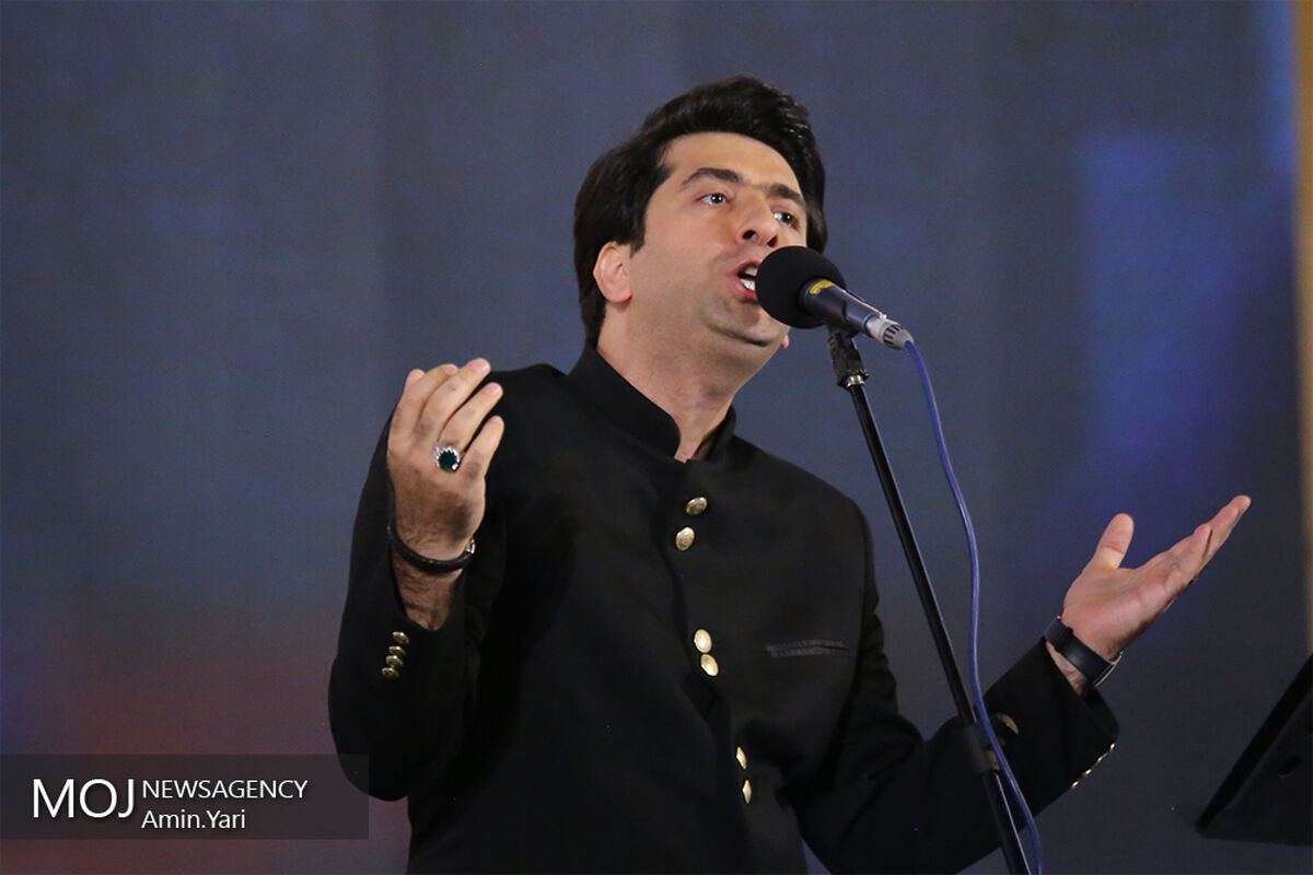 کنسرت خیابانی محمد معتمدی
