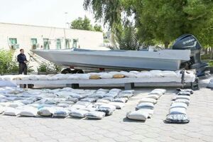 کشف محموله ۶۴۰ کیلوگرمی مواد مخدر در بندر لنگه