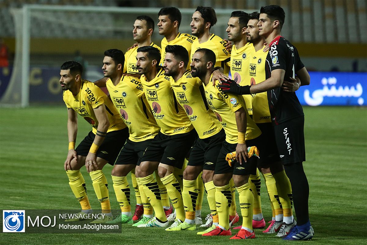 دیدار تیم های فوتبال پرسپولیس و سپاهان اصفهان/ ترکیب سپاهان