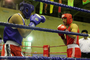 ایران در نخستین دیدار مسابقات بوکس کسب سهمیه المپیک پیروز شد