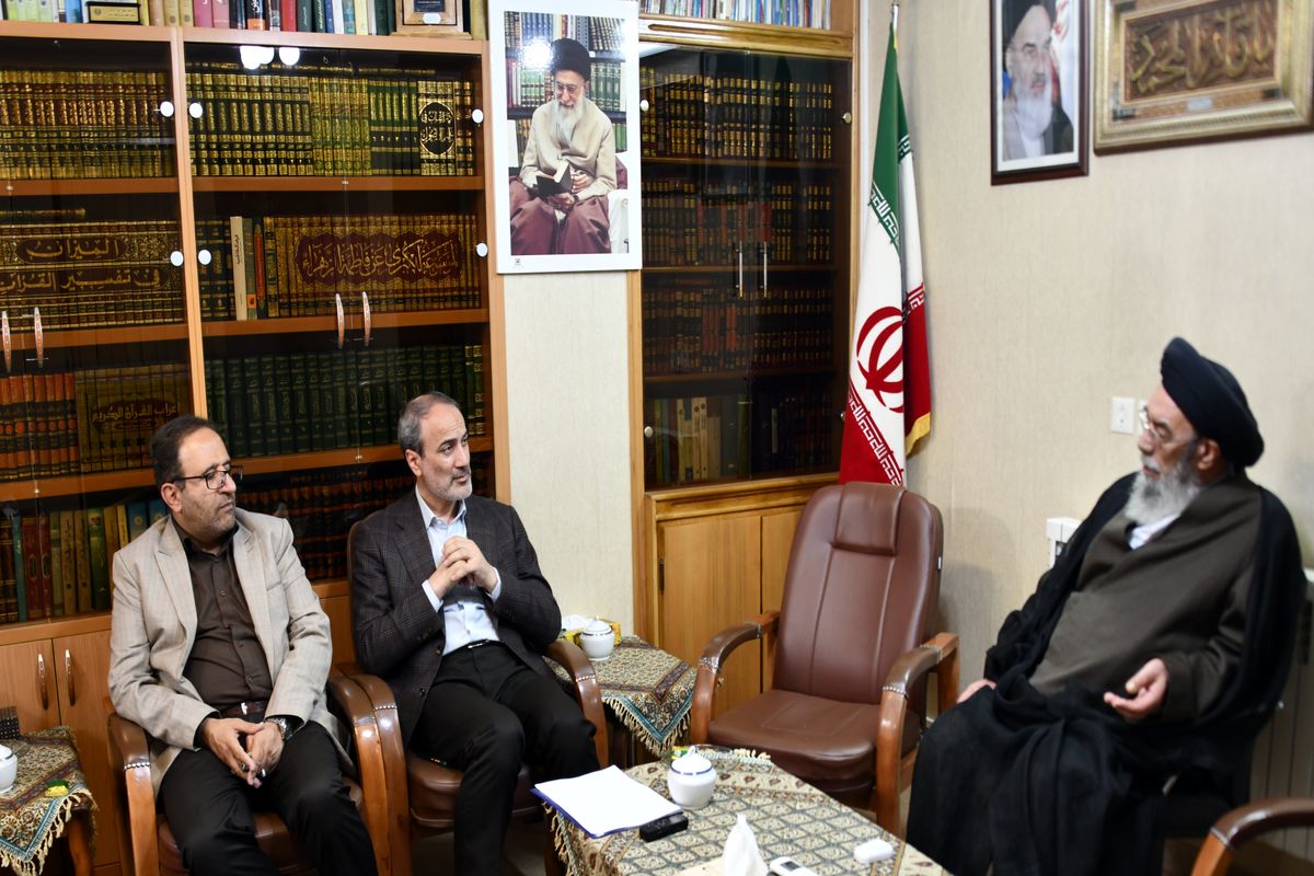 امام جمعه اصفهان