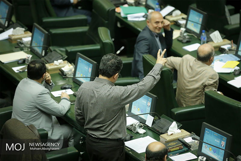 طرح دو فوریتی الزام دولت به توقف سدسازی تصویب نشد