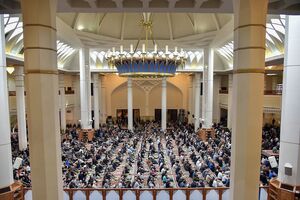 دشمن به هر شکلی تهمت و افترا زدن به جامعه اسلامی را انجام می‌دهد