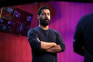 دست فرمون به ایستگاه پایانی رسید/ برگزاری فینال مسابقات اتومبیلرانی تلویزیون از دهم بهمن