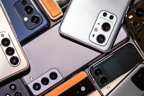 بازار موبایل از مسیر واردات شارژ شد