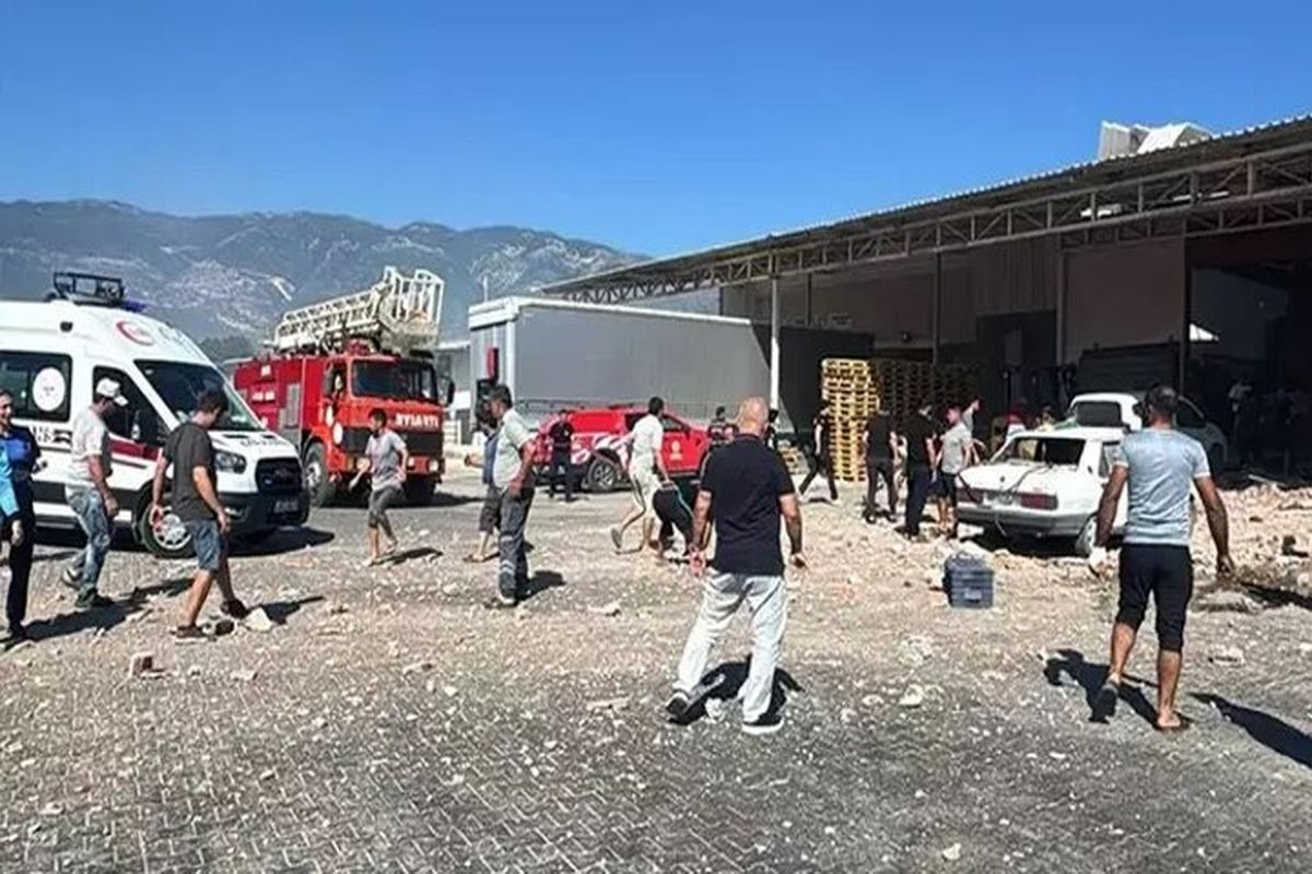 انفجار در بازار عمده‌فروشی آنتالیا یک کشته و سه زخمی بر جای گذاشت