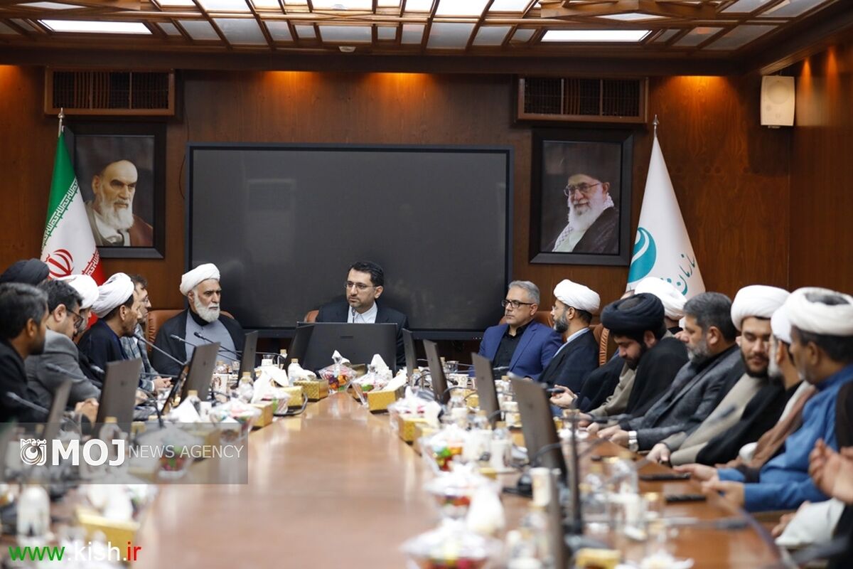 نشست امام جمعه کیش و مدیر عامل سازمان