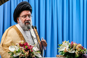 ترفند دشمن ایجاد یاس و ناامیدی در بین جامعه است/مسوولان با تدبیر جلوی نوسانات و بی‌ثباتی را بگیرند