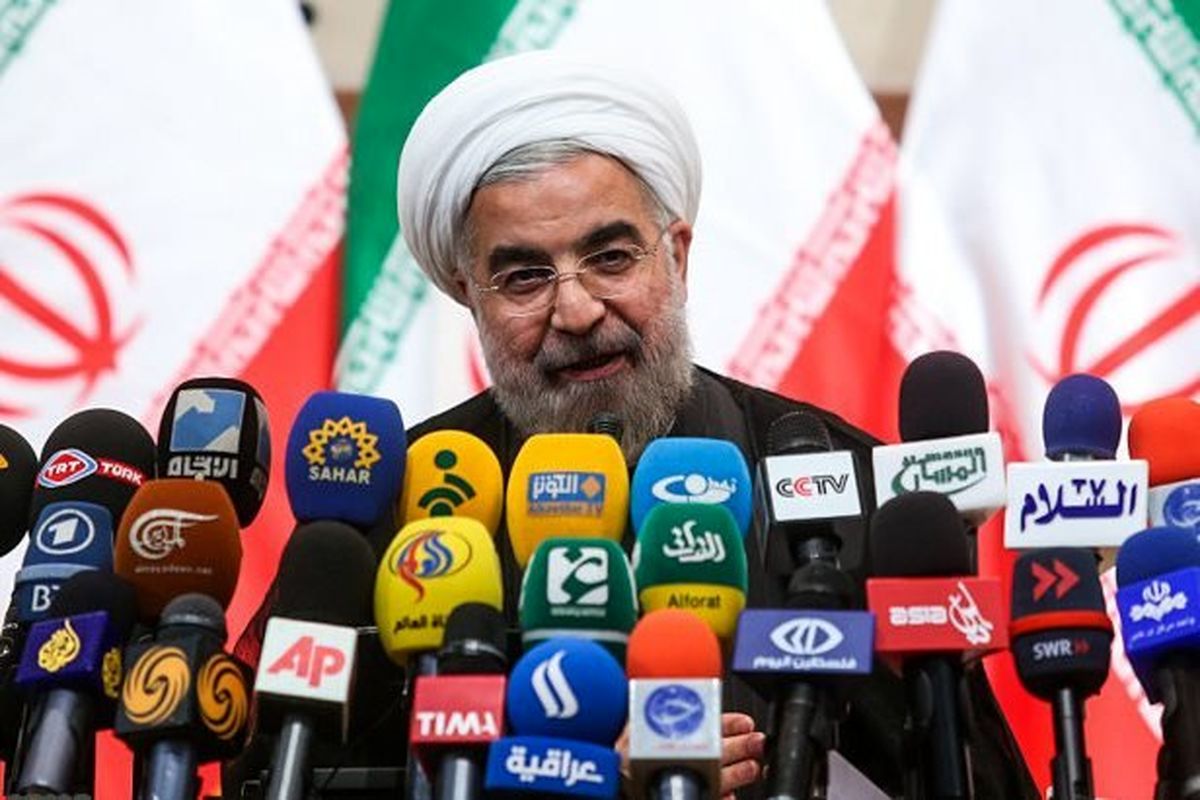 نشست خبری رییس‌جمهور آغاز شد