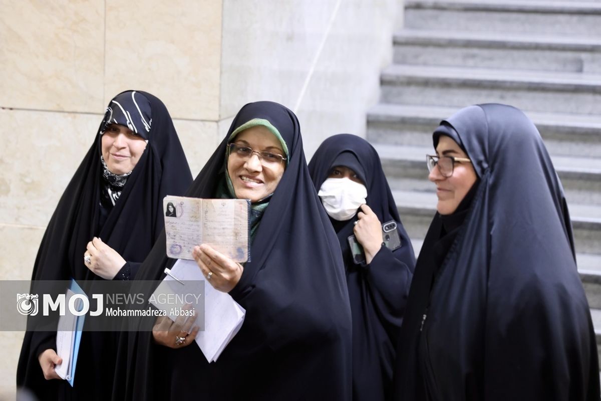 سومین روز ثبت‌نام داوطلبان نامزدی چهاردهمین دوره انتخابات ریاست جمهوری