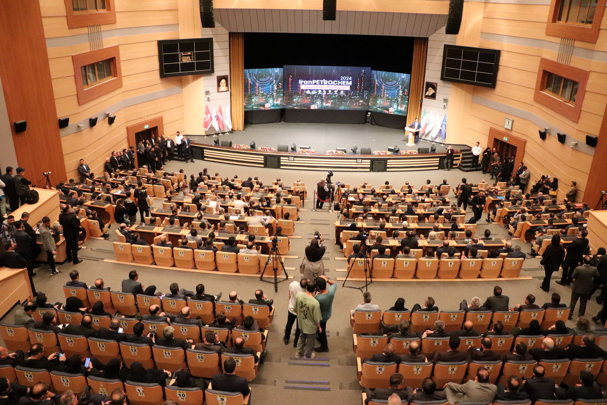 نمایشگاه ایران پتروکم کیش