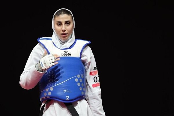 ناهید کیانی زیر تیغ جراحی رفت