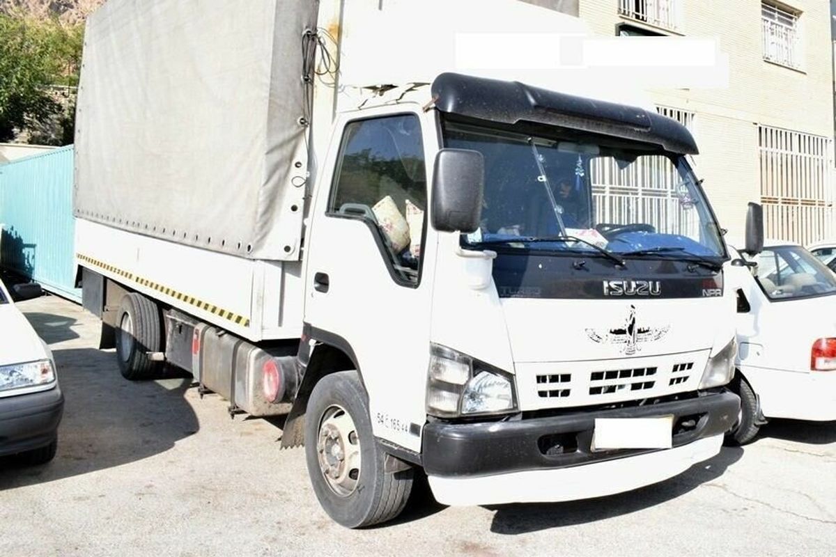 کامیون مشکوک حامل تجهیزات پهپادی