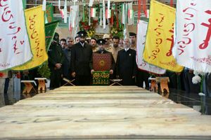 استقبال پرشور مردم کرمانشاه از خادمین آستان قدس رضوی