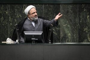 نطق جنجالی رسایی در واکنش به اظهارات آذر منصوری و فائزه هاشمی + فیلم