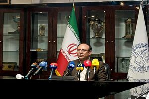 تبدیل لیسانسه بیکار به وکیل بیکار اشتغال‌زایی نیست
