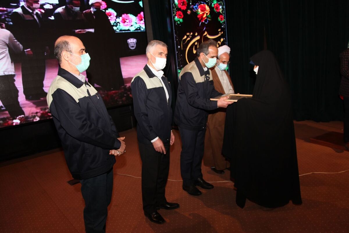 ذوب اهن تجلیل از ایثارگران